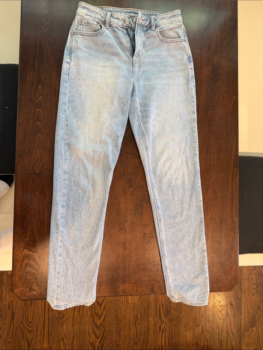American Eagle Outfitters Light Blue Denim Jeans size 2 long “strigid”
